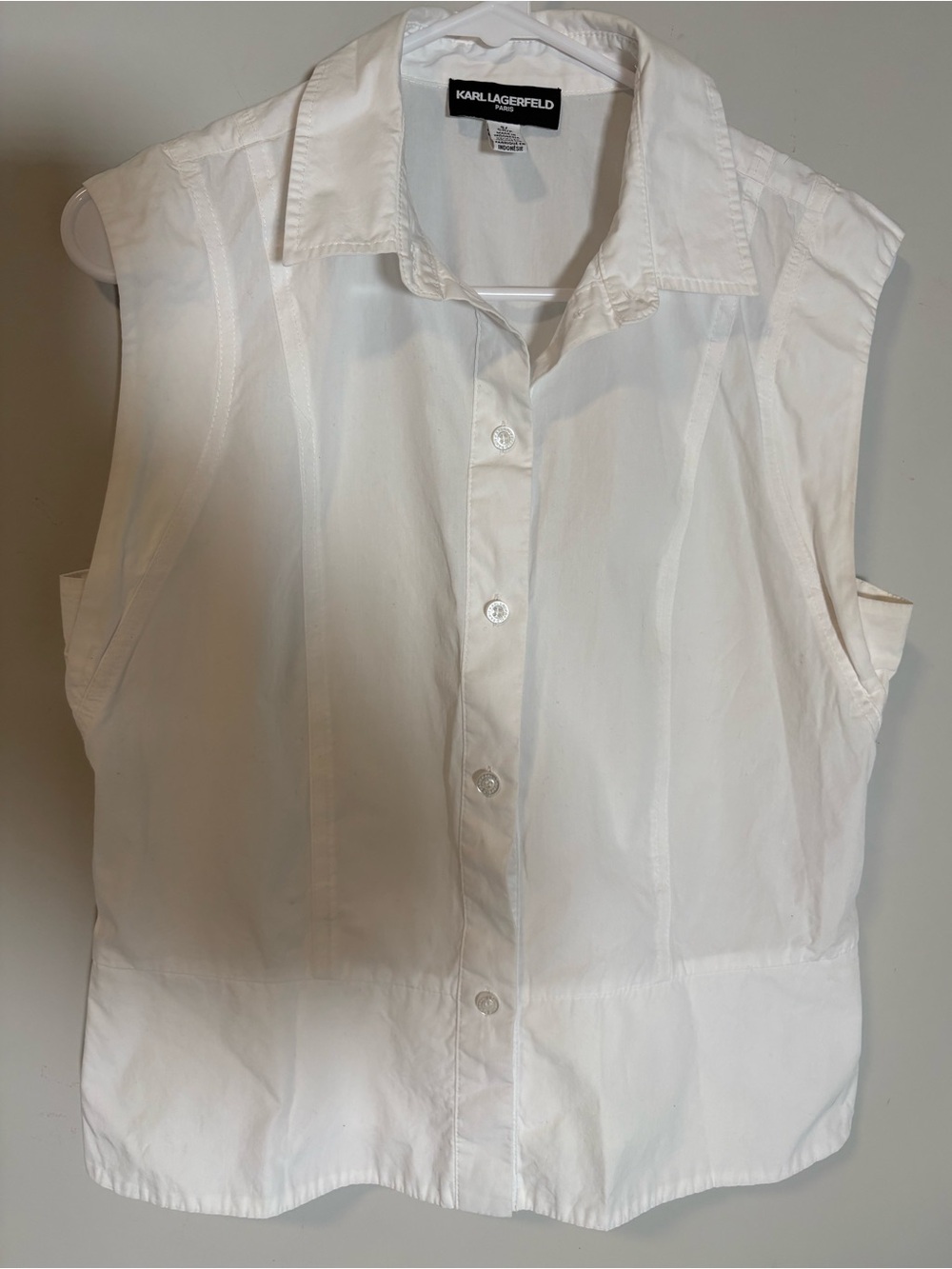 Karl Lagerfeld Paris 100% Cotton Sleeveless Button Front Blouse-White –Size S